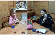 На уроке рукоделия