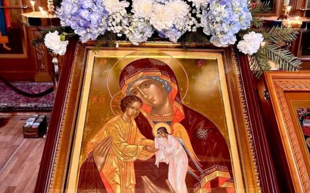 Молебен перед иконой Пресвятой Богородицы 