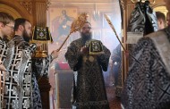 Архиепископ Егорьевский Матфей совершил Литургию Преждеосвященных Даров в нашем храме