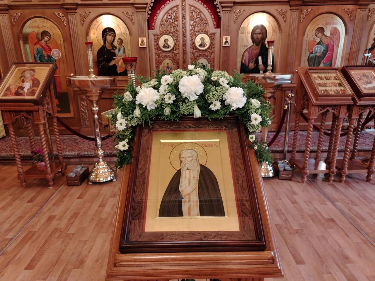 Обретение мощей преподобного Серафима Саровского